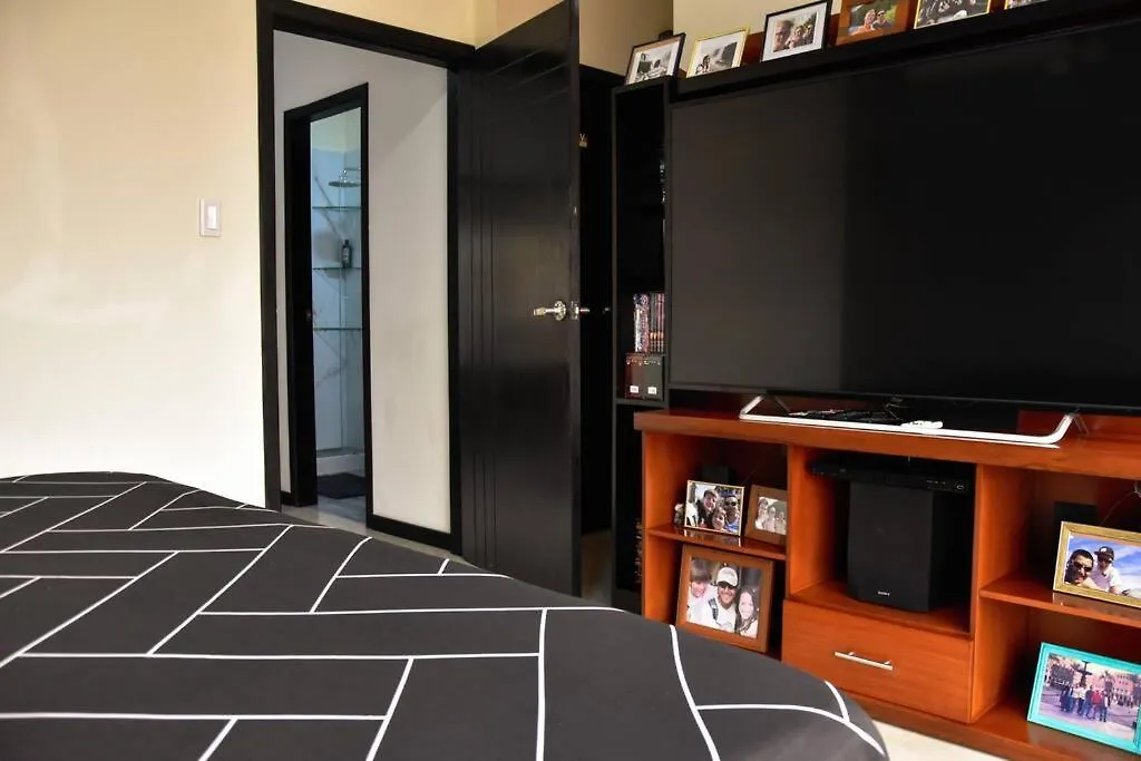 Serenity Apartment 푸에르토아요라
